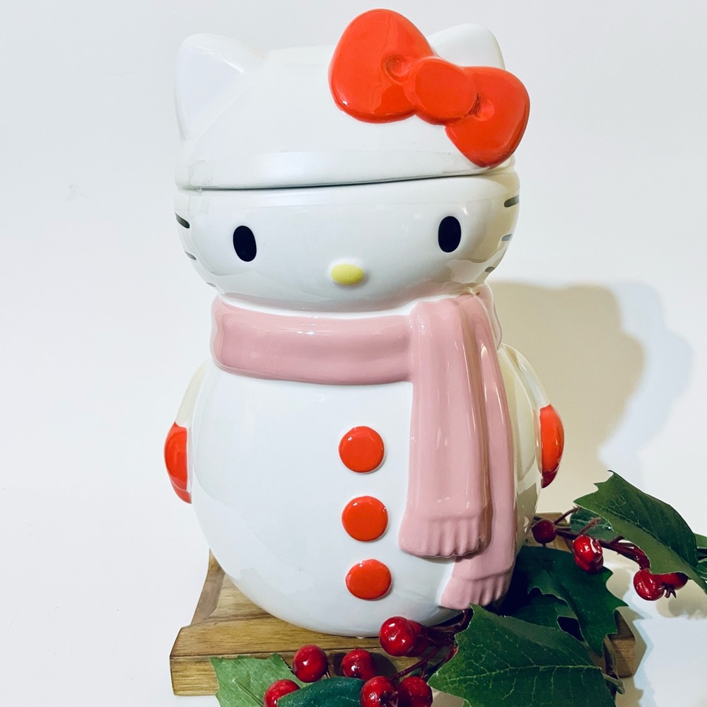 🎀❄️Hello Kitty Snowman Cookie Jar